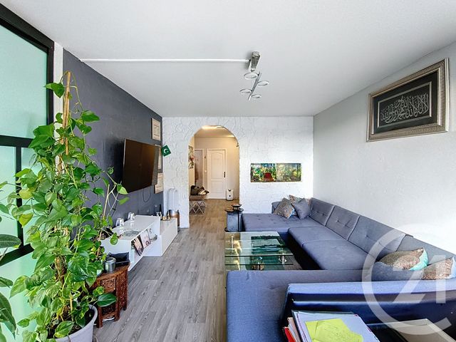 Appartement F3 à vendre - 3 pièces - 67.32 m2 - ST DENIS - 93 - ILE-DE-FRANCE - Century 21 Riva Immobilier