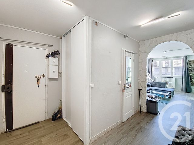 Appartement F3 à vendre - 3 pièces - 67.32 m2 - ST DENIS - 93 - ILE-DE-FRANCE - Century 21 Riva Immobilier