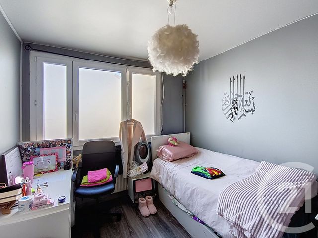 Appartement F3 à vendre - 3 pièces - 67.32 m2 - ST DENIS - 93 - ILE-DE-FRANCE - Century 21 Riva Immobilier