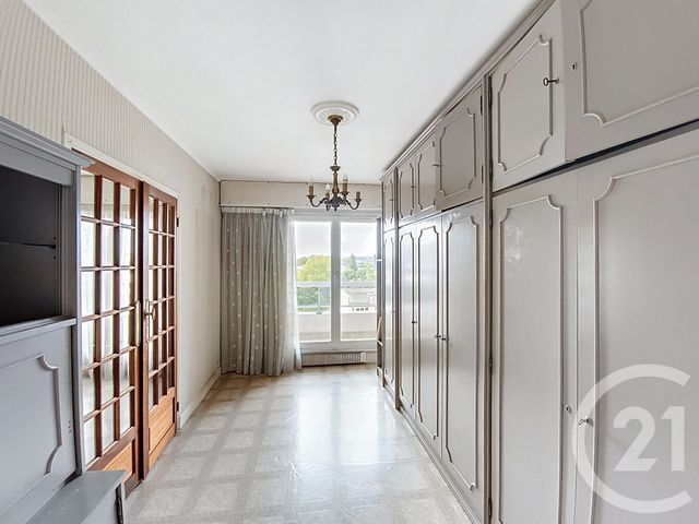 Appartement F4 à vendre - 4 pièces - 79.59 m2 - ST DENIS - 93 - ILE-DE-FRANCE - Century 21 Riva Immobilier