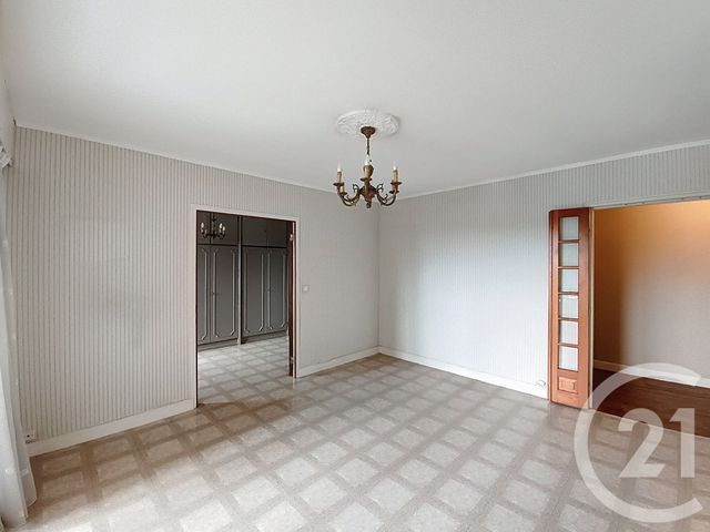 Appartement F4 à vendre - 4 pièces - 79.59 m2 - ST DENIS - 93 - ILE-DE-FRANCE - Century 21 Riva Immobilier