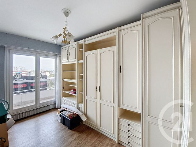 Appartement F4 à vendre - 4 pièces - 79.59 m2 - ST DENIS - 93 - ILE-DE-FRANCE - Century 21 Riva Immobilier