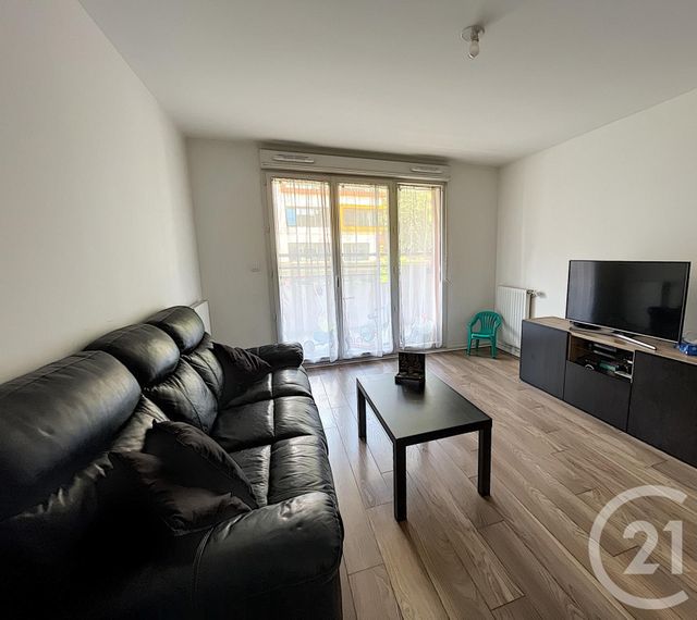 Afficher la photo en grand Appartement F3 à vendre - 3 pièces - 63.98 m2 - ST DENIS - 93 - ILE-DE-FRANCE - Century 21 Riva Immobilier