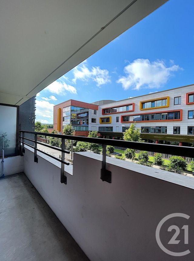 Afficher la photo en grand Appartement F3 à vendre - 3 pièces - 63.98 m2 - ST DENIS - 93 - ILE-DE-FRANCE - Century 21 Riva Immobilier