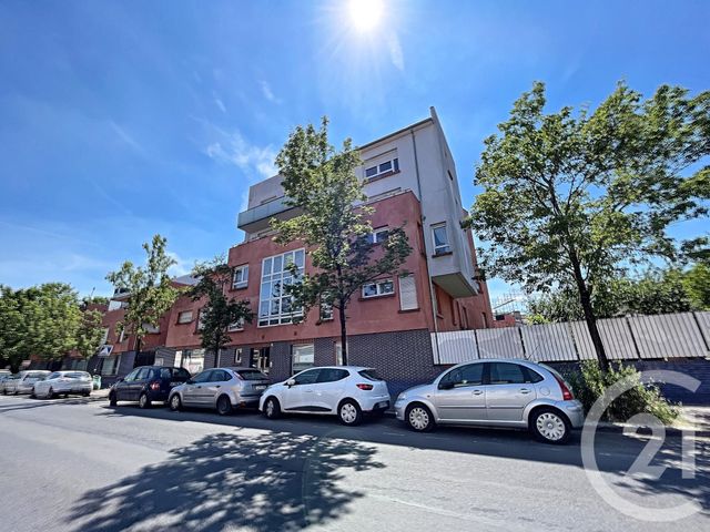 Appartement F3 à vendre - 3 pièces - 63.66 m2 - ST DENIS - 93 - ILE-DE-FRANCE - Century 21 Riva Immobilier Appartement F3 à vendre - 3 pièces - 63.66 m2 - ST DENIS - 93 - ILE-DE-FRANCE - Century 21 Riva Immobilier