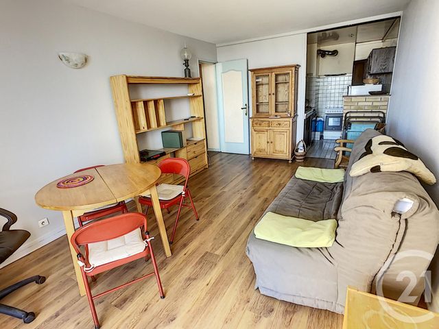 Appartement F2 à vendre - 2 pièces - 46.25 m2 - ST DENIS - 93 - ILE-DE-FRANCE - Century 21 Riva Immobilier Appartement F2 à vendre - 2 pièces - 46.25 m2 - ST DENIS - 93 - ILE-DE-FRANCE - Century 21 Riva Immobilier