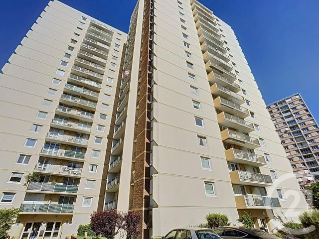 Appartement F2 à vendre - 2 pièces - 46.25 m2 - ST DENIS - 93 - ILE-DE-FRANCE - Century 21 Riva Immobilier Appartement F2 à vendre - 2 pièces - 46.25 m2 - ST DENIS - 93 - ILE-DE-FRANCE - Century 21 Riva Immobilier