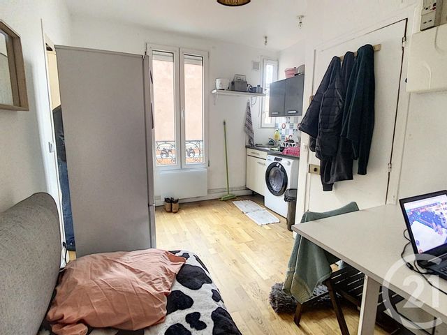 Afficher la photo en grand Appartement F2 à vendre - 2 pièces - 24.63 m2 - ST DENIS - 93 - ILE-DE-FRANCE - Century 21 Riva Immobilier