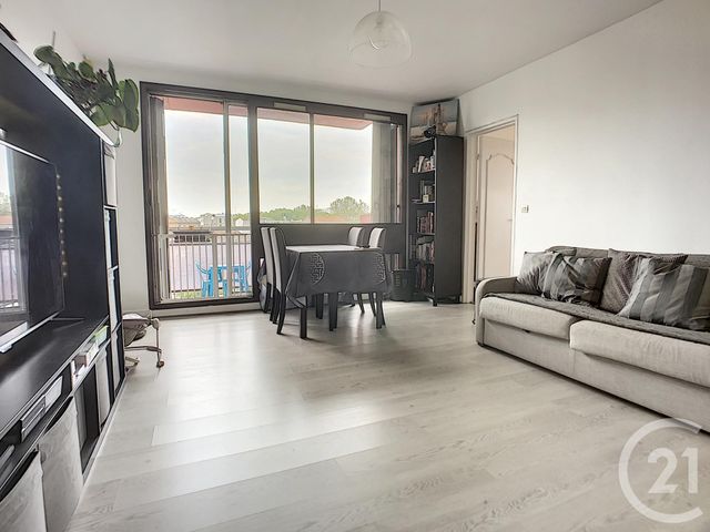 Appartement F3 à vendre - 3 pièces - 60.93 m2 - ST DENIS - 93 - ILE-DE-FRANCE - Century 21 Riva Immobilier Appartement F3 à vendre - 3 pièces - 60.93 m2 - ST DENIS - 93 - ILE-DE-FRANCE - Century 21 Riva Immobilier