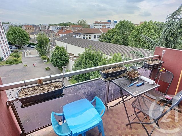 Appartement F3 à vendre - 3 pièces - 60.93 m2 - ST DENIS - 93 - ILE-DE-FRANCE - Century 21 Riva Immobilier Appartement F3 à vendre - 3 pièces - 60.93 m2 - ST DENIS - 93 - ILE-DE-FRANCE - Century 21 Riva Immobilier