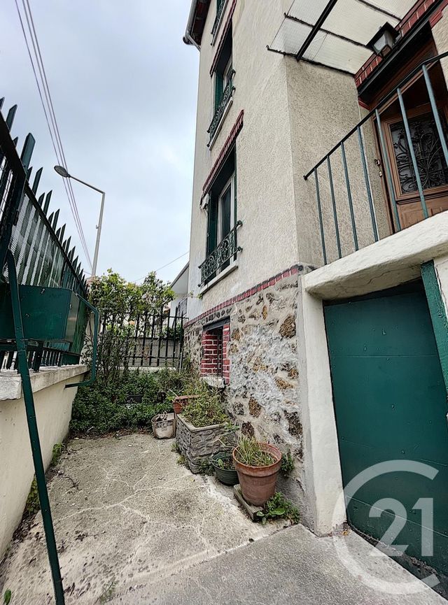 Afficher la photo en grand maison à vendre - 9 pièces - 128.0 m2 - ST DENIS - 93 - ILE-DE-FRANCE - Century 21 Riva Immobilier