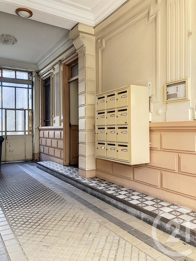 Appartement F3 à vendre - 3 pièces - 54.18 m2 - ST DENIS - 93 - ILE-DE-FRANCE - Century 21 Riva Immobilier Appartement F3 à vendre - 3 pièces - 54.18 m2 - ST DENIS - 93 - ILE-DE-FRANCE - Century 21 Riva Immobilier