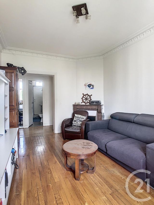 Appartement F3 à vendre - 3 pièces - 54.18 m2 - ST DENIS - 93 - ILE-DE-FRANCE - Century 21 Riva Immobilier Appartement F3 à vendre - 3 pièces - 54.18 m2 - ST DENIS - 93 - ILE-DE-FRANCE - Century 21 Riva Immobilier