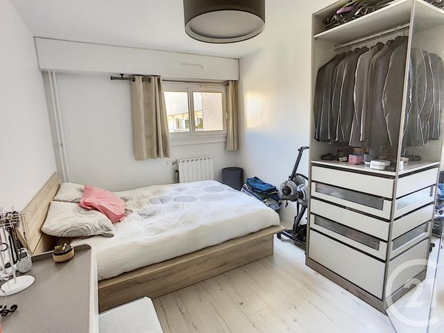 Appartement F3 à vendre - 3 pièces - 62.18 m2 - ST DENIS - 93 - ILE-DE-FRANCE - Century 21 Riva Immobilier Appartement F3 à vendre - 3 pièces - 62.18 m2 - ST DENIS - 93 - ILE-DE-FRANCE - Century 21 Riva Immobilier