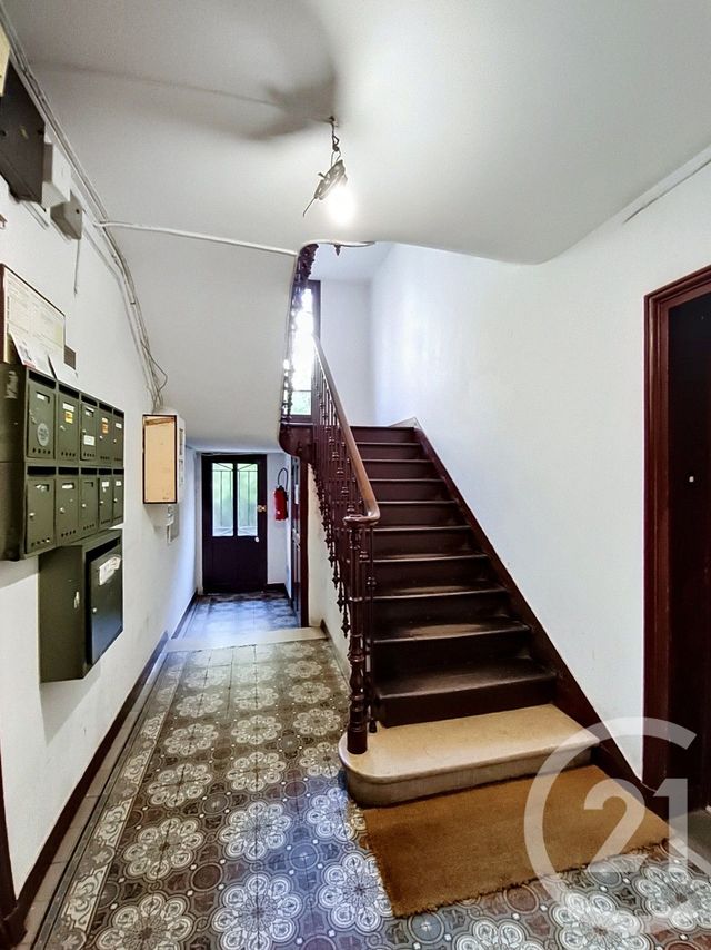 Appartement F2 à vendre - 2 pièces - 37.44 m2 - ST DENIS - 93 - ILE-DE-FRANCE - Century 21 Riva Immobilier