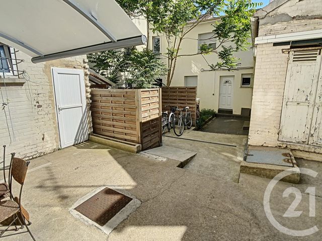 Appartement F2 à vendre - 2 pièces - 26.9 m2 - ST DENIS - 93 - ILE-DE-FRANCE - Century 21 Riva Immobilier Appartement F2 à vendre - 2 pièces - 26.9 m2 - ST DENIS - 93 - ILE-DE-FRANCE - Century 21 Riva Immobilier