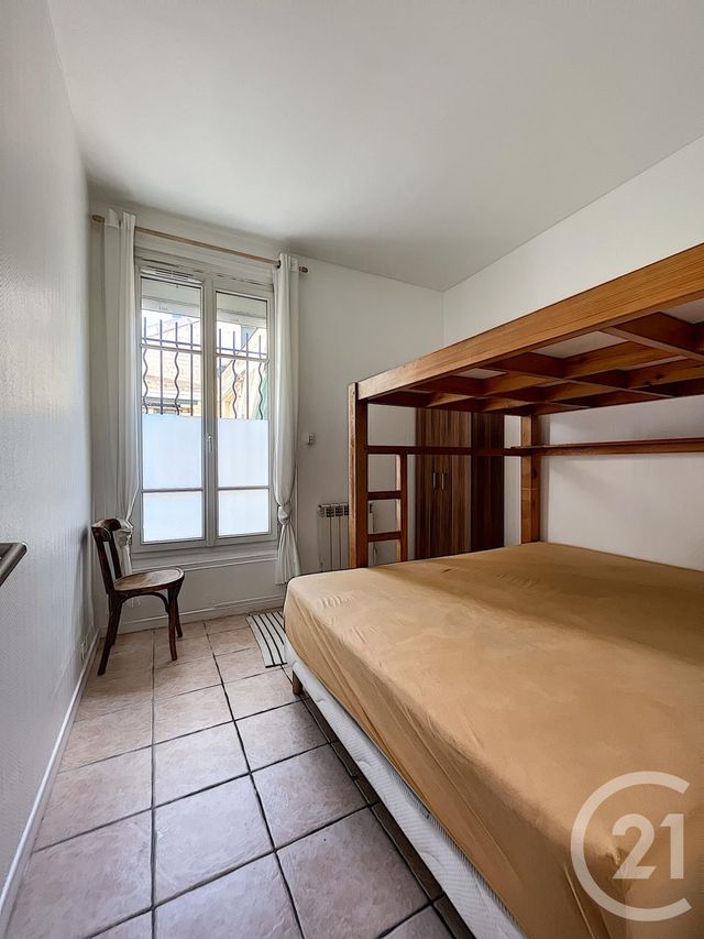 Appartement F2 à vendre - 2 pièces - 26.9 m2 - ST DENIS - 93 - ILE-DE-FRANCE - Century 21 Riva Immobilier Appartement F2 à vendre - 2 pièces - 26.9 m2 - ST DENIS - 93 - ILE-DE-FRANCE - Century 21 Riva Immobilier
