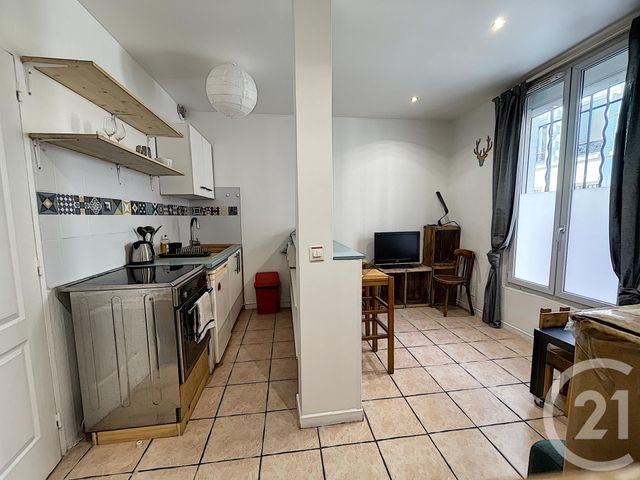 Appartement F2 à vendre - 2 pièces - 26.9 m2 - ST DENIS - 93 - ILE-DE-FRANCE - Century 21 Riva Immobilier Appartement F2 à vendre - 2 pièces - 26.9 m2 - ST DENIS - 93 - ILE-DE-FRANCE - Century 21 Riva Immobilier