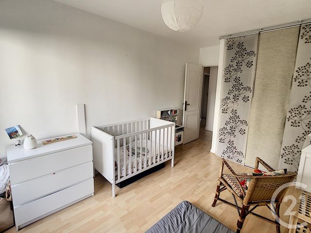 Afficher la photo en grand Appartement F3 à vendre - 3 pièces - 61.88 m2 - ST DENIS - 93 - ILE-DE-FRANCE - Century 21 Riva Immobilier