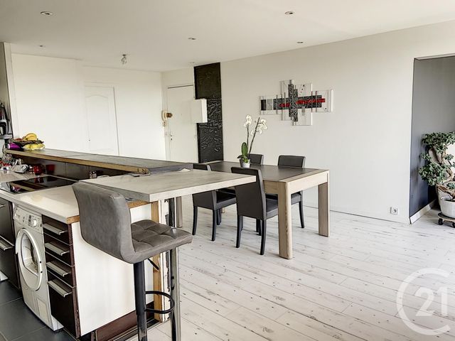 Afficher la photo en grand Appartement F5 à vendre - 5 pièces - 102.0 m2 - L ILE ST DENIS - 93 - ILE-DE-FRANCE - Century 21 Riva Immobilier
