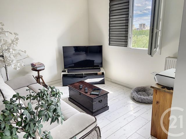 Afficher la photo en grand Appartement F5 à vendre - 5 pièces - 102.0 m2 - L ILE ST DENIS - 93 - ILE-DE-FRANCE - Century 21 Riva Immobilier