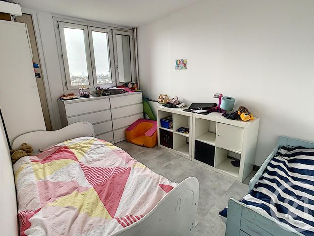 Afficher la photo en grand Appartement F5 à vendre - 5 pièces - 119.47 m2 - ST DENIS - 93 - ILE-DE-FRANCE - Century 21 Riva Immobilier