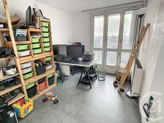 Afficher la photo en grand Appartement F5 à vendre - 5 pièces - 119.47 m2 - ST DENIS - 93 - ILE-DE-FRANCE - Century 21 Riva Immobilier