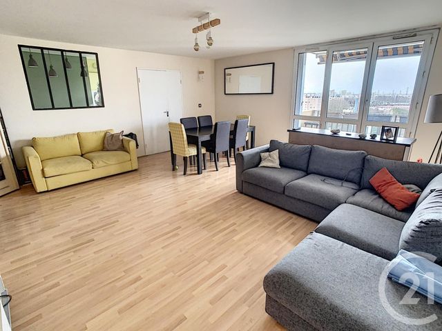 Afficher la photo en grand Appartement F5 à vendre - 5 pièces - 119.47 m2 - ST DENIS - 93 - ILE-DE-FRANCE - Century 21 Riva Immobilier