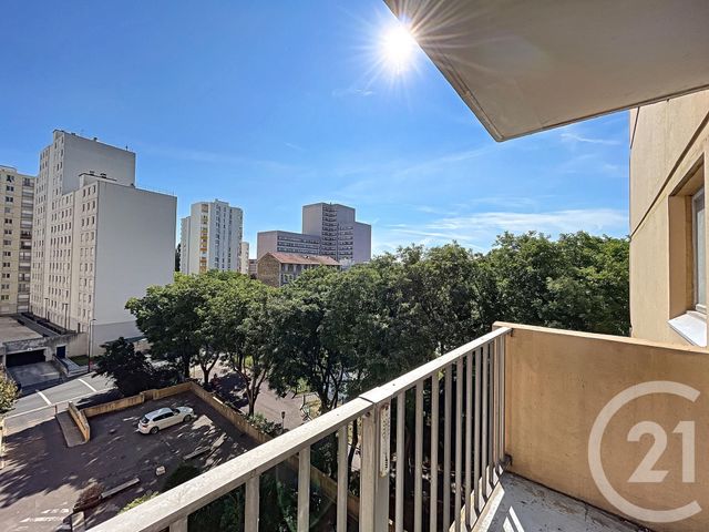 Appartement F3 à vendre ST DENIS