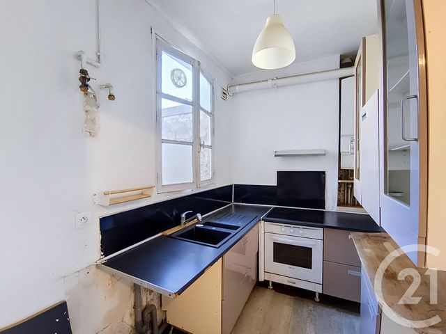 Appartement F2 à vendre - 2 pièces - 42.08 m2 - ST DENIS - 93 - ILE-DE-FRANCE - Century 21 Riva Immobilier