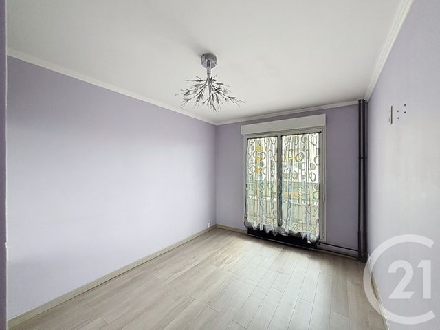 Afficher la photo en grand Appartement F2 à vendre - 2 pièces - 47.15 m2 - ST DENIS - 93 - ILE-DE-FRANCE - Century 21 Riva Immobilier