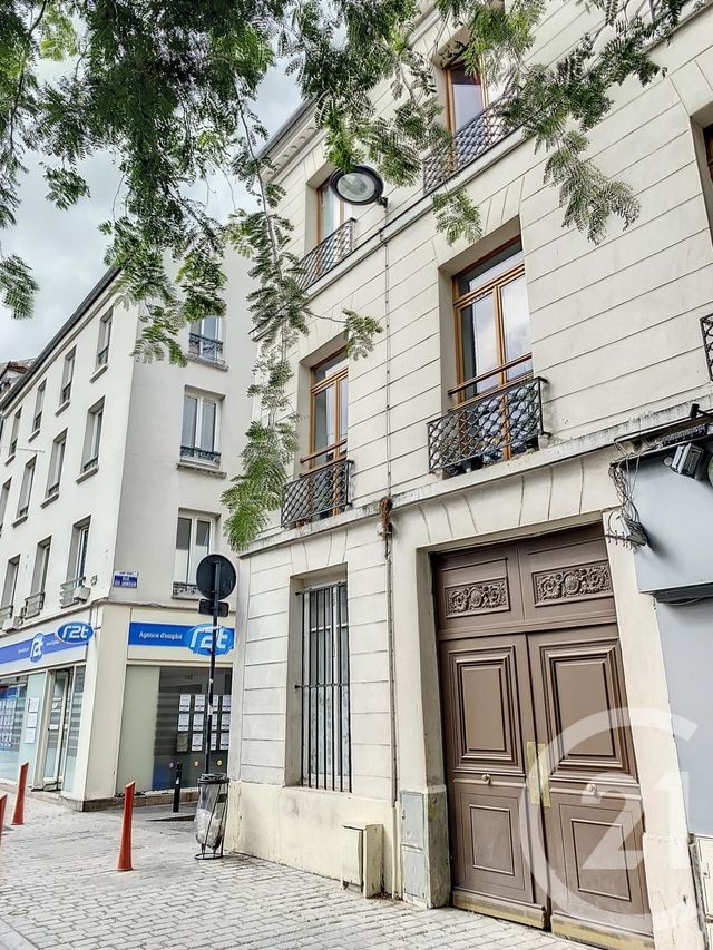 Appartement F3 à vendre - 3 pièces - 64.01 m2 - ST DENIS - 93 - ILE-DE-FRANCE - Century 21 Riva Immobilier