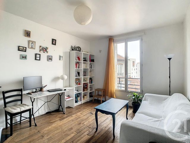Appartement F2 à vendre - 2 pièces - 41.39 m2 - ST DENIS - 93 - ILE-DE-FRANCE - Century 21 Riva Immobilier