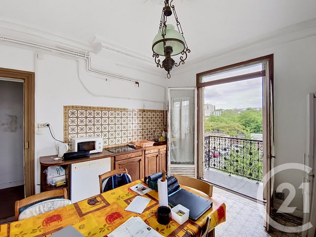 Appartement F4 à vendre - 4 pièces - 114.44 m2 - ST DENIS - 93 - ILE-DE-FRANCE - Century 21 Riva Immobilier