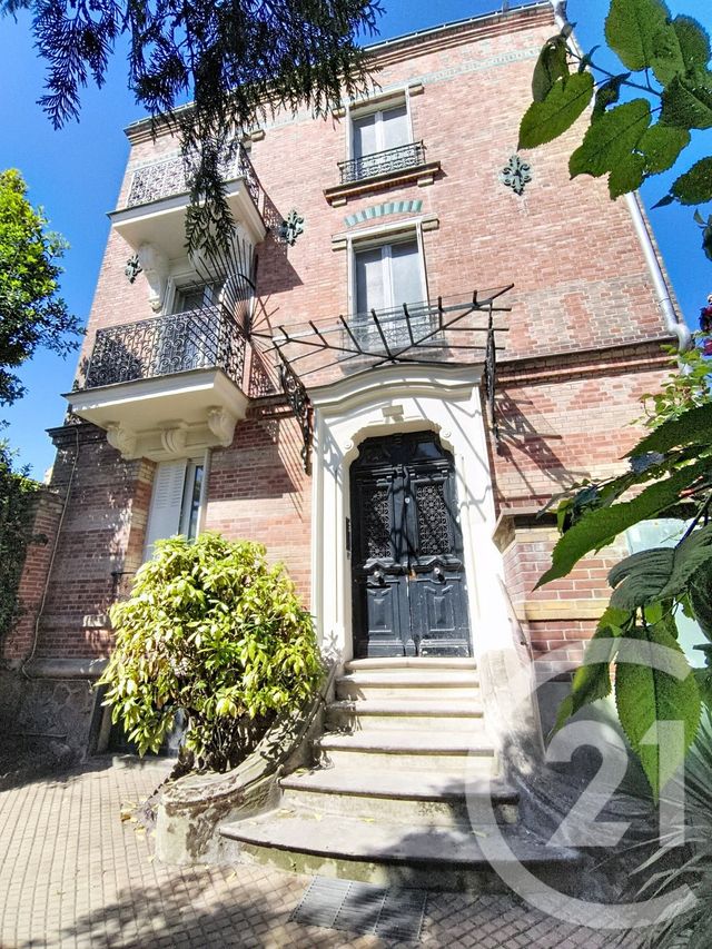 Appartement F4 à vendre - 4 pièces - 114.44 m2 - ST DENIS - 93 - ILE-DE-FRANCE - Century 21 Riva Immobilier