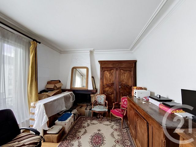 Appartement F4 à vendre - 4 pièces - 114.44 m2 - ST DENIS - 93 - ILE-DE-FRANCE - Century 21 Riva Immobilier