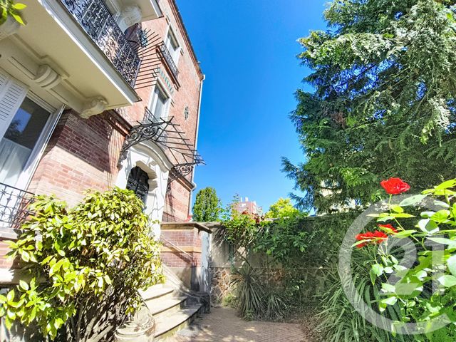 Appartement F4 à vendre - 4 pièces - 114.44 m2 - ST DENIS - 93 - ILE-DE-FRANCE - Century 21 Riva Immobilier