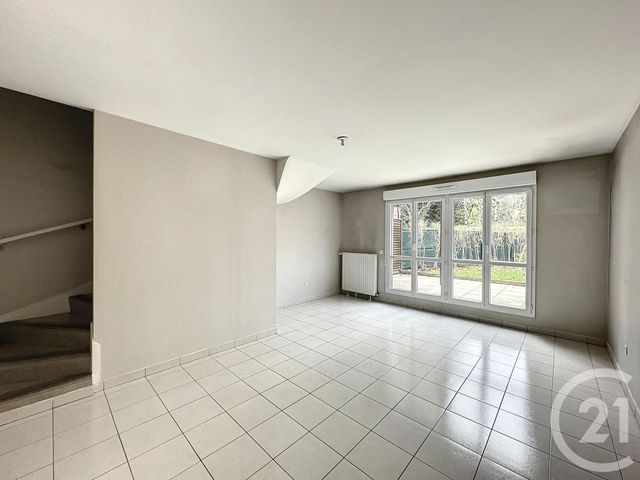 Appartement F4 à vendre - 4 pièces - 85.23 m2 - ST DENIS - 93 - ILE-DE-FRANCE - Century 21 Riva Immobilier