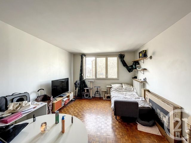 Appartement F2 à vendre - 2 pièces - 48.12 m2 - ST DENIS - 93 - ILE-DE-FRANCE - Century 21 Riva Immobilier