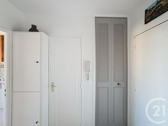 Afficher la photo en grand Appartement F2 à vendre - 2 pièces - 44.56 m2 - ST DENIS - 93 - ILE-DE-FRANCE - Century 21 Riva Immobilier