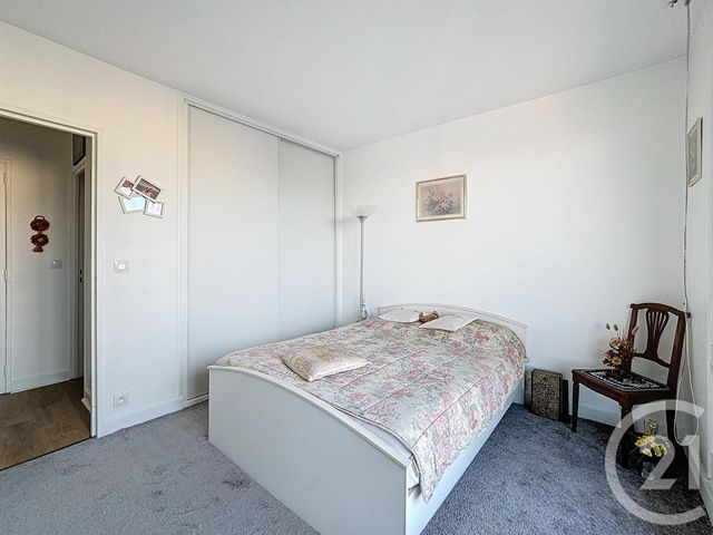 Afficher la photo en grand Appartement F2 à vendre - 2 pièces - 44.56 m2 - ST DENIS - 93 - ILE-DE-FRANCE - Century 21 Riva Immobilier