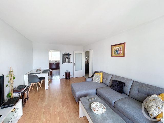 Appartement F4 à vendre - 4 pièces - 79,34 m2 - St Denis - 93 - ILE-DE-FRANCE