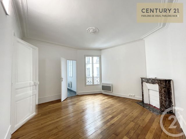 Appartement F3 à vendre - 2 pièces - 53.55 m2 - ST DENIS - 93 - ILE-DE-FRANCE - Century 21 Riva Immobilier