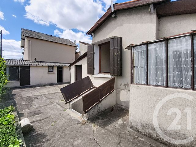 maison à vendre - 2 pièces - 30.77 m2 - ST DENIS - 93 - ILE-DE-FRANCE - Century 21 Riva Immobilier