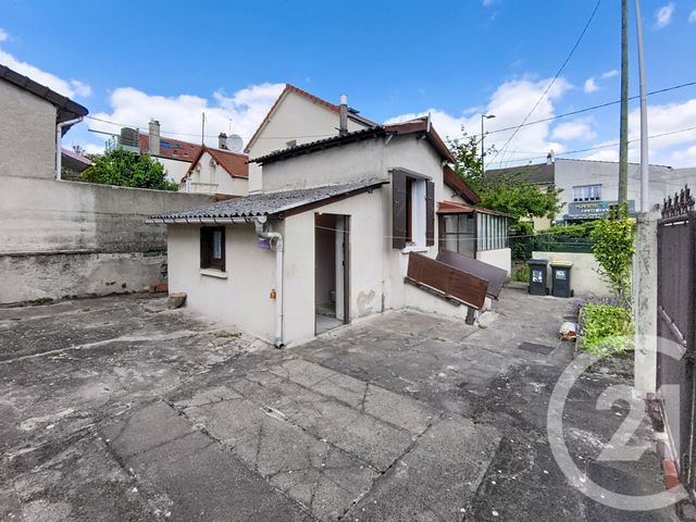 maison à vendre - 2 pièces - 30.77 m2 - ST DENIS - 93 - ILE-DE-FRANCE - Century 21 Riva Immobilier