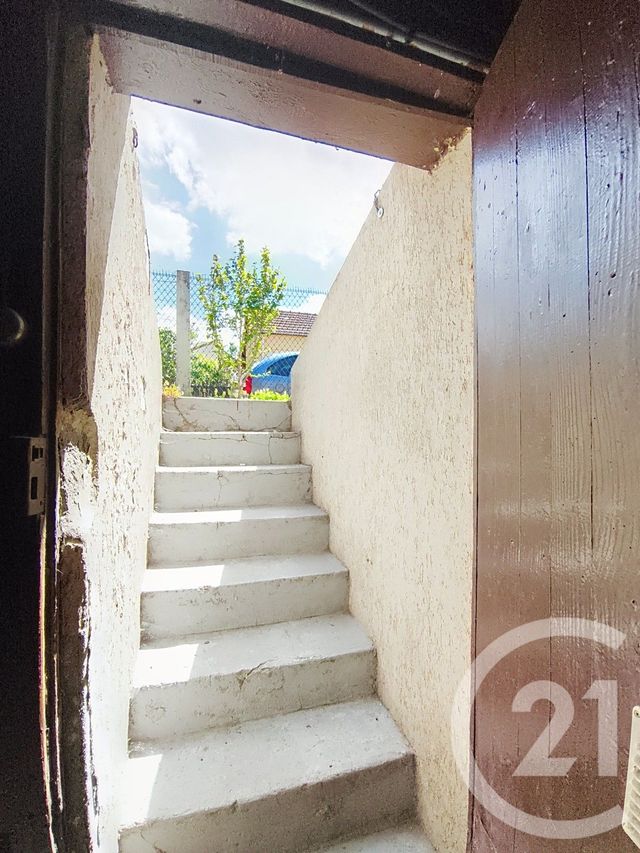 maison à vendre - 2 pièces - 30.77 m2 - ST DENIS - 93 - ILE-DE-FRANCE - Century 21 Riva Immobilier