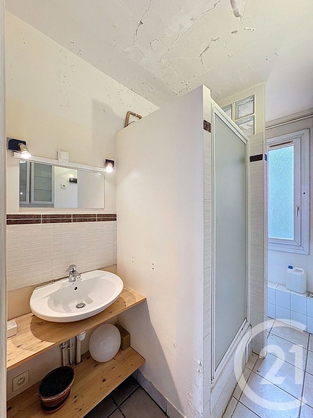 Appartement F3 à vendre - 3 pièces - 57.4 m2 - L ILE ST DENIS - 93 - ILE-DE-FRANCE - Century 21 Riva Immobilier