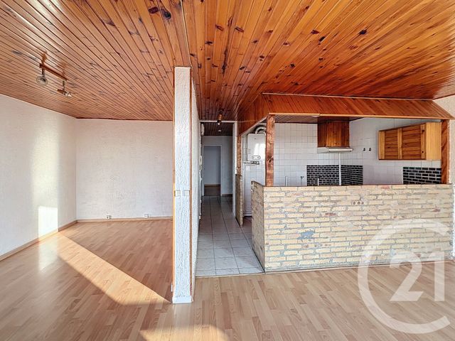 Appartement F3 à vendre - 3 pièces - 55.73 m2 - ST DENIS - 93 - ILE-DE-FRANCE - Century 21 Riva Immobilier