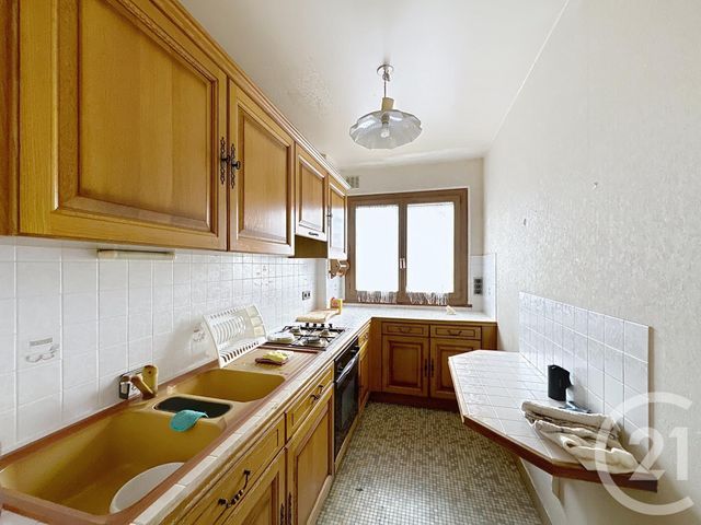 Afficher la photo en grand Appartement F4 à vendre - 4 pièces - 72.55 m2 - ST DENIS - 93 - ILE-DE-FRANCE - Century 21 Riva Immobilier