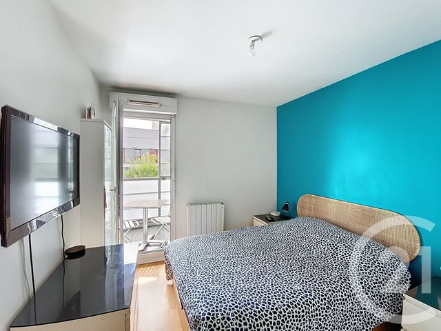 Appartement F4 à vendre - 4 pièces - 75.91 m2 - ST DENIS - 93 - ILE-DE-FRANCE - Century 21 Riva Immobilier